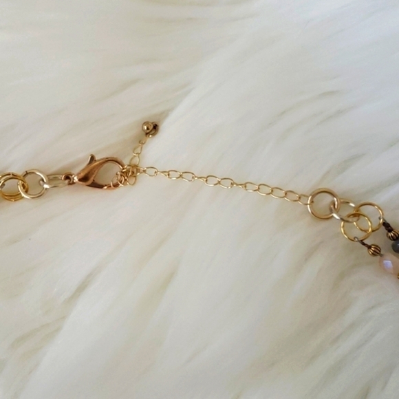 Handcrafted rhinestone & bead necklace set - Picture 7 of 8